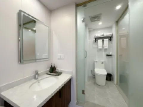 National Art Hotel​ Hotels in Bijie