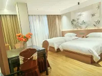 Qingyang Grand Hotel Hotels in Xianfeng