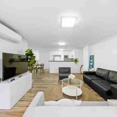 Delicated 3BR Apt(Parking)/ICC/DarlingHarbor-10min Hotel Exterior