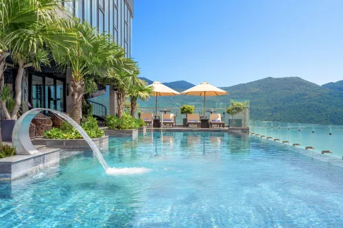 Peninsula Hotel Danang Hotels in Da Nang