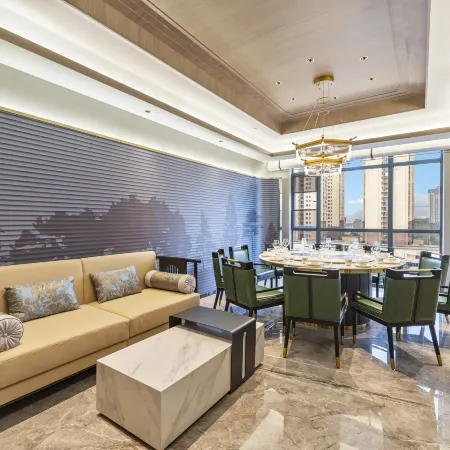Kairna International Hotel (Huishui Tianyi Trade City)