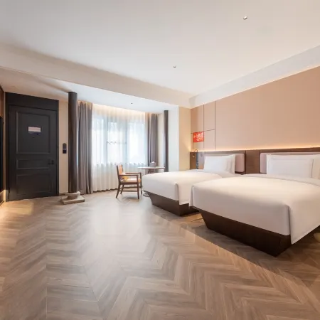 UrCove by Hyatt Nanjing Confucius Temple Laomendong Resort