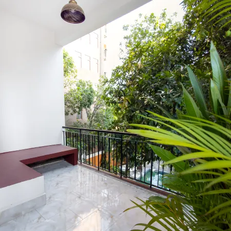 Emeraldgems Premium Residence