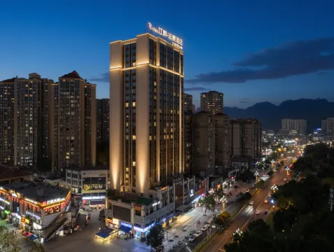 Yaan Riverfront • Vision Hotel