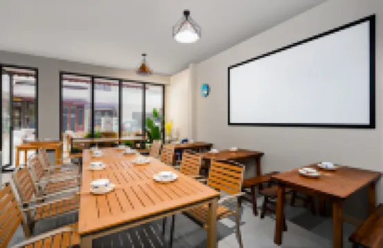 致上·私湯飯店（峨眉山景區黃灣遊客中心店）