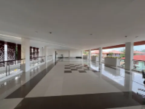 Seven-Eleven Inn 1BR Condo - Royal Oceancrest Mactan