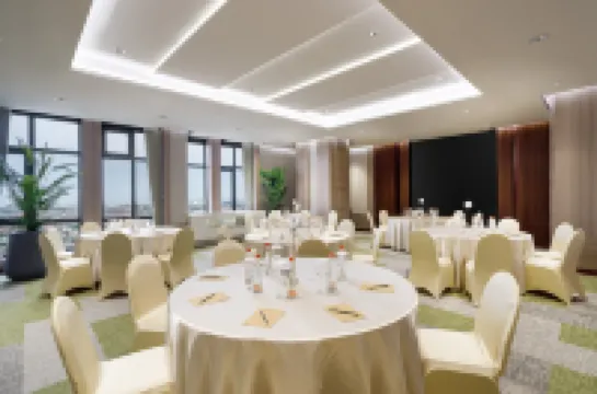 Somerset Queen City Semarang