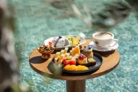 雲邊墅裏·觀日照金山｜懸崖日落半山海景度假別墅酒店（洱海店）