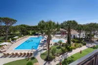 Pine Cliffs Village - Resorts