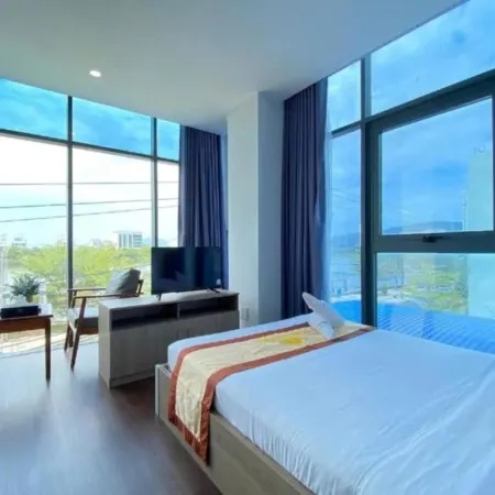 Mira Sun Hotel Quy Nhơn Отели рядом с достопримечательностью «Мемориал Победы»
