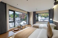 Yunqi Yaju Holiday View B&B (Hangling Scenic Area Branch) - parking