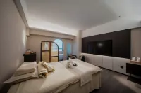 He · Linuo Urban Healing Hotel (Kunming Wanda Plaza)