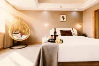 艾斯特丨城景·View雲端設計師酒店 （岑溪市人民醫院汽車總站店） 酒店