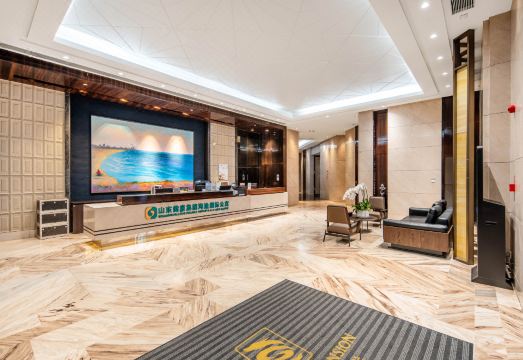 하이 인터내셔널 객실 이미지 2