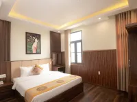 SUNNY HOTEL Hotels in Ha Long City