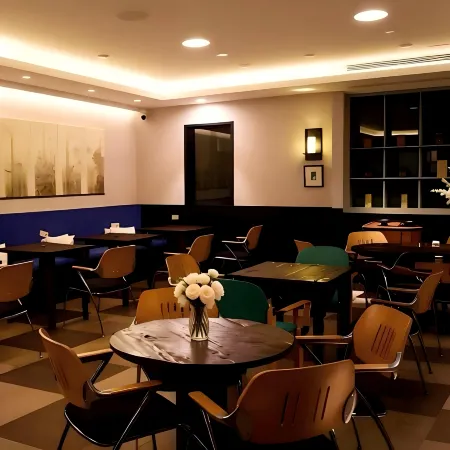 Xinchang Xiao Pi Jiang 1988 HOTEL