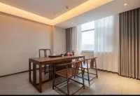 Jusun Hotel