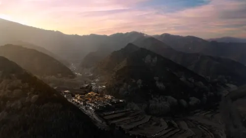 野奢·雲頂望山·聽晨山居設計師民宿（五台山景區店）