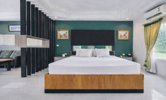 The Room Suphanburi