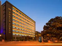 HF Tuela Porto Hotel in zona Praça da Ribeira