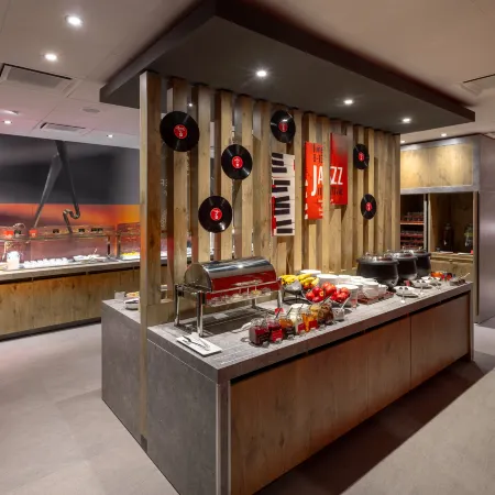 Ibis Moscow Kievskaya (Ибис Киевская)