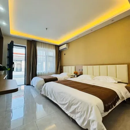 Lanjian Hotel (Jiugong Subway Station Vanke Plaza)