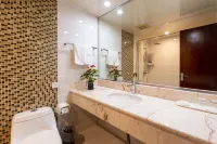 Haining Holiday International Hotel