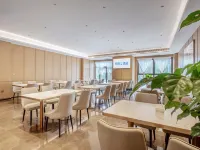柏納S飯店（克拉瑪依高鐵站店） 克拉瑪依住宿飯店