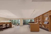 Vil Hotel (Wuhan Hankou Financial Center Wansongyuan Food Street Branch) - 2-Star