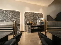 Shangri-La · Shiyi Guancheng Oxygen Supply Homestay
