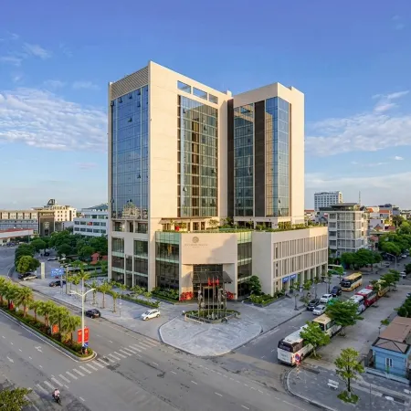 THE GRAND DRAGON HOTEL