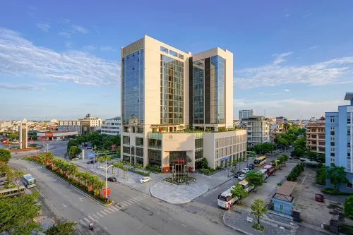 THE GRAND DRAGON HOTEL
