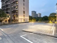 Vienna International Hotel (Zhuzhou Railway Station Central Square Branch) - Parkering