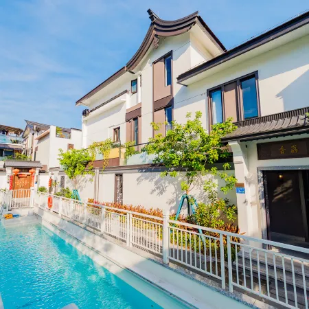 Qingyuan Miaoleiwu Villa (Hudiewan Happy Water World)