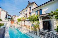 Qingyuan Miaoleiwu Villa (Hudiewan Happy Water World)