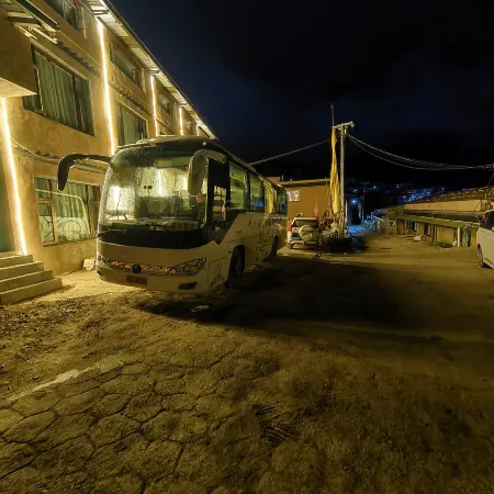Diebu Zagana Saiqiongcang Shengjing Homestay