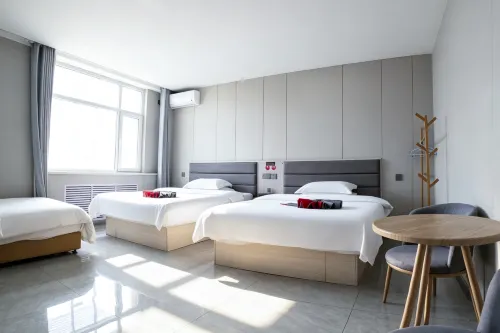 Delingha Yunshang Hotel - 2-نجوم