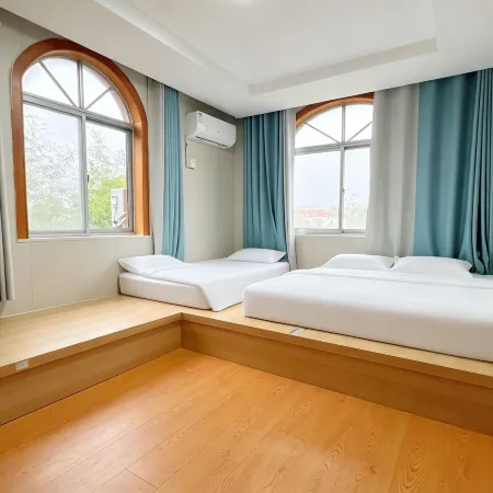 Yulin Hotel (Rizhao Seaside National Forest Park)