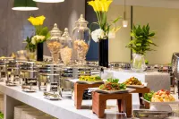 Hampton by Hilton Pingxiang - breakfast