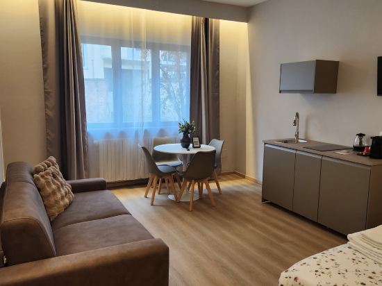 gaia suites & apartments
