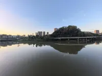 TILL BRIGHT Hotel (Shaoyang High-speed Railway Station) - Mountain view
