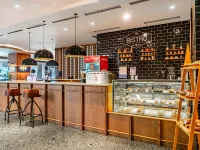 Hotel Kimaya Slipi Jakarta by Harris Hotels near Grogol