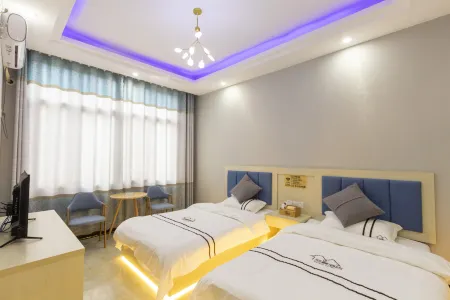 Lichen Hotel Отели в г. Нинцян