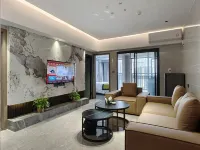 Zhijia International Apartment (Qingyuan Wanda Plaza Store) - Condos