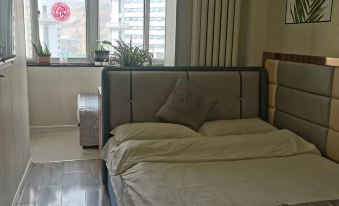 Xinglong Yaju Short-term Rental Homestay (Lanzhou Linxia Road Xiguan Subway Station Branch)