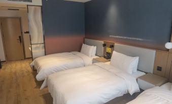 huarenyiju Hotel