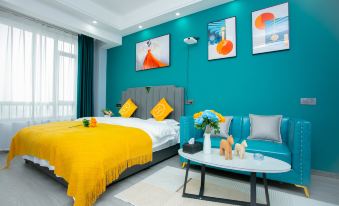 Xiyue Cinema Apartment (Changzhou North Railway Station)