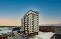 Elong Me Anlai Hotel (Zhaoqing Xiangang Town) Hotels near Tang Xiancha Huanggong Temple