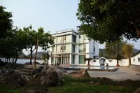 歸俗萬峯民宿 鄰近天下布依景區的酒店