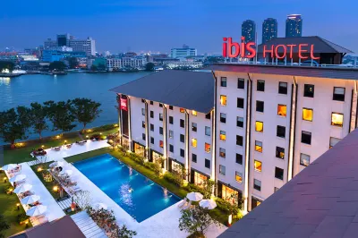 Ibis Bangkok Riverside Hôtels à : Au bord de la rivière